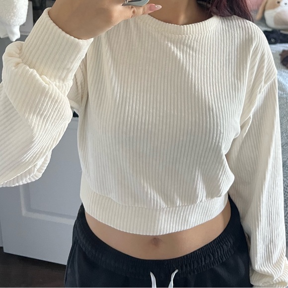 FOREVER 21 CREAM RIBBED LONG SLEEVE SWEATER - Picture 3 of 6